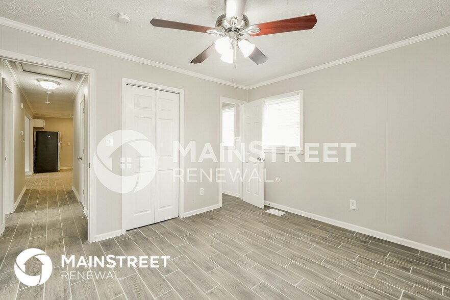 Building Photo - 35 Willow Ln NW