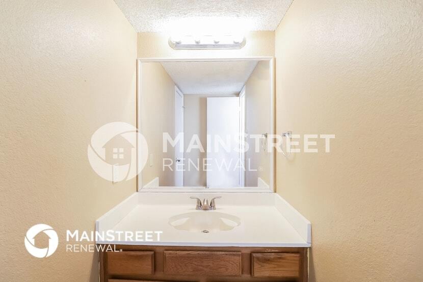 Building Photo - 911 Turner Ct