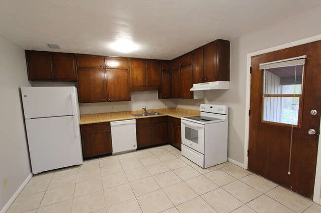 Building Photo - 1530 Pullen Rd