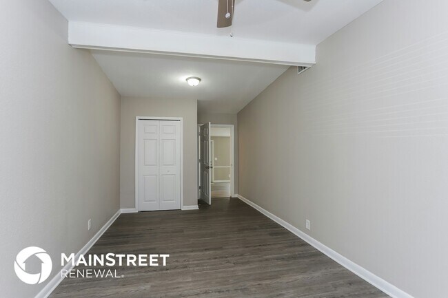 Building Photo - 1432 Poinciana Dr