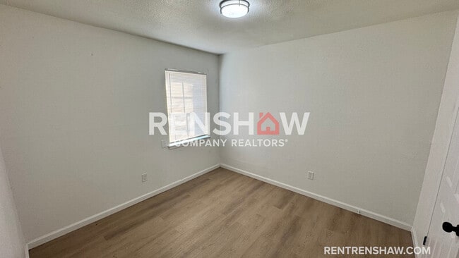 Building Photo - 285 Lucy Ave