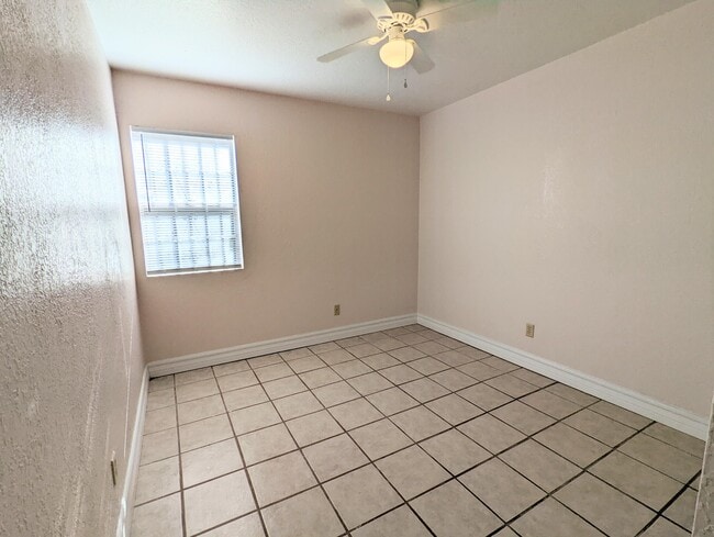 Building Photo - 8816 Norton St