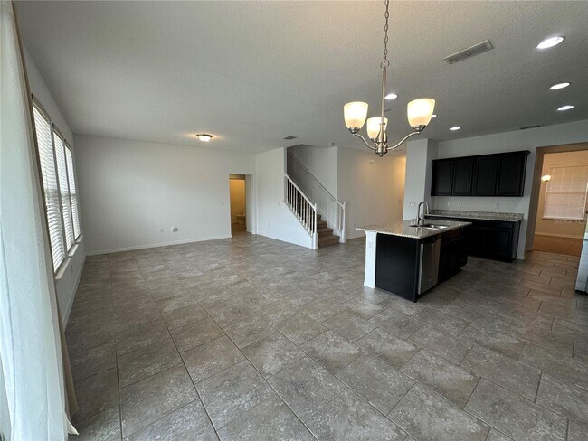 Building Photo - 2445 Beacon Landing Cir