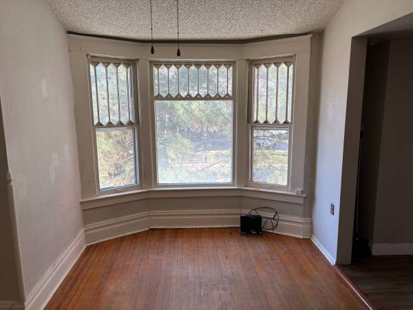 Building Photo - 1560 Gaylord St