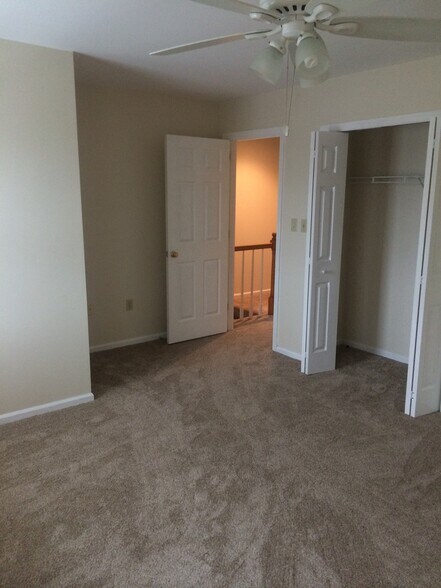 Building Photo - 1520 Tussey Ct