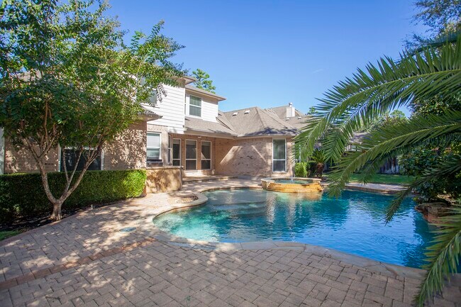 Building Photo - 62 S Longsford Cir