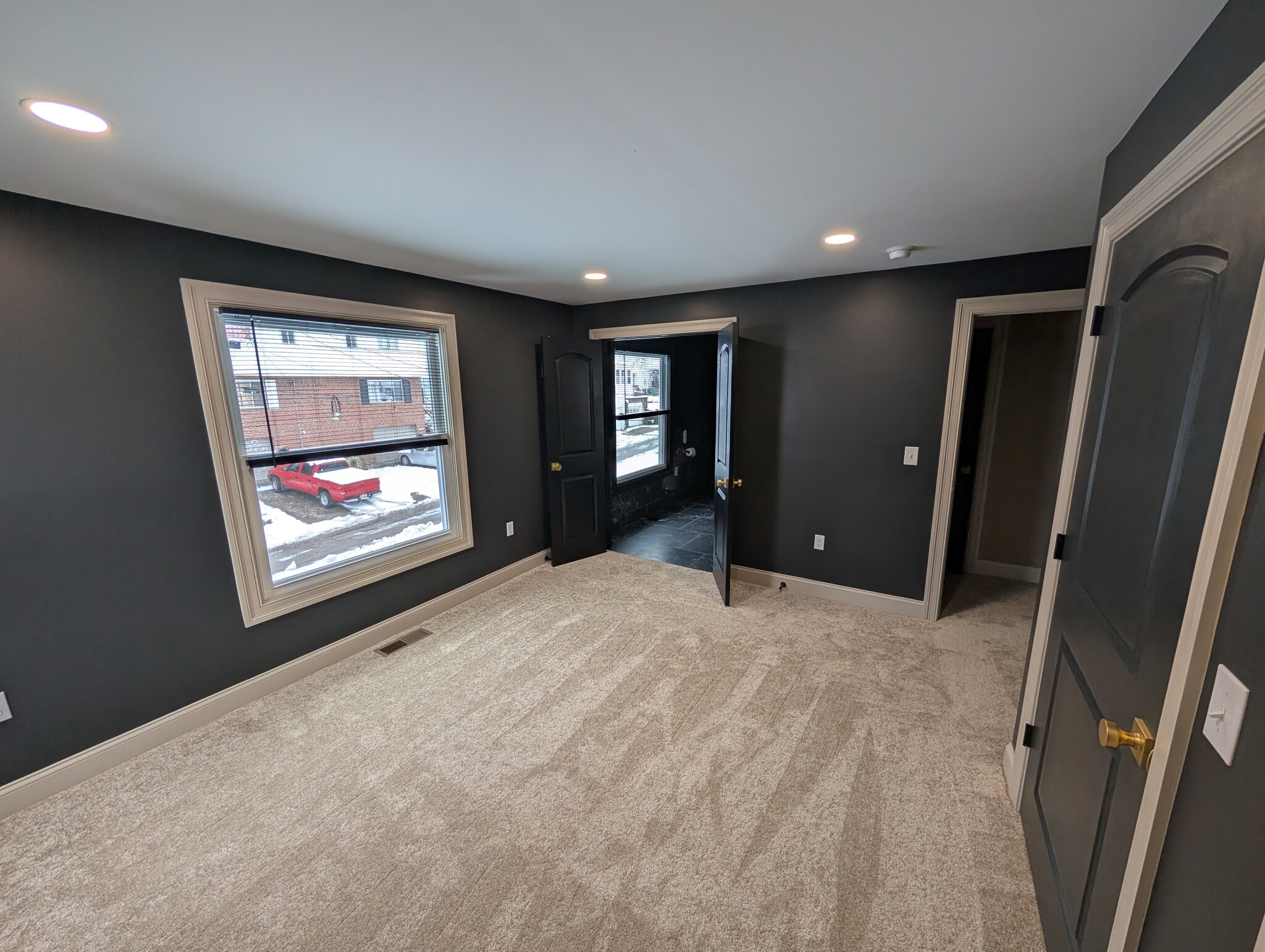 Master bedroom - 319 Howard St