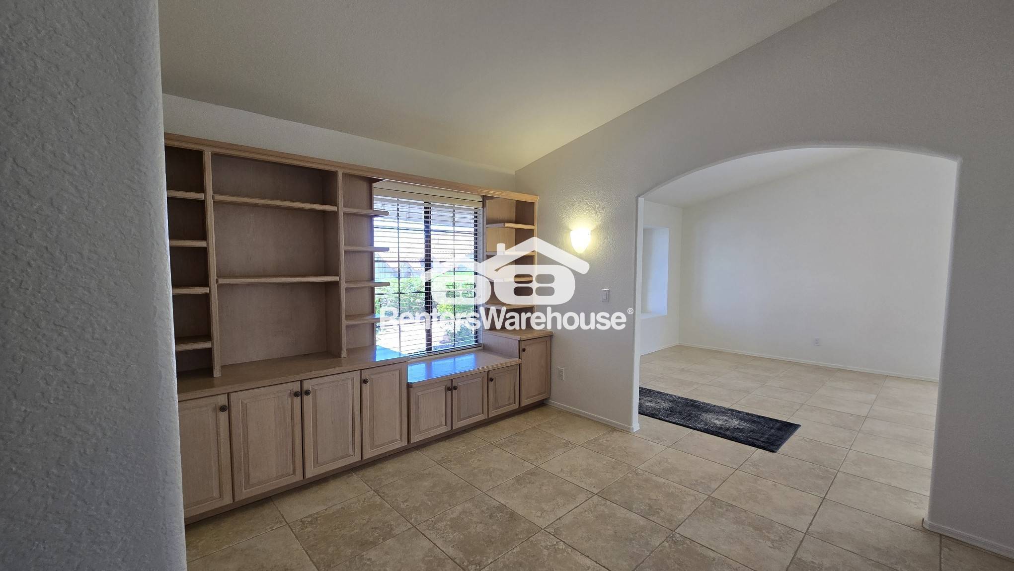 Building Photo - 80 Carolwood Dr