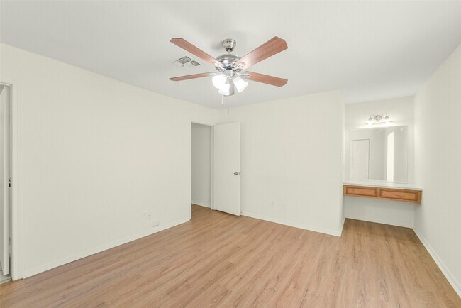 Building Photo - 2019 Place Rebecca Ln