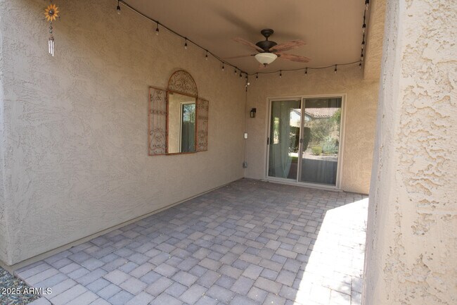 Building Photo - 1726 W Desperado Way