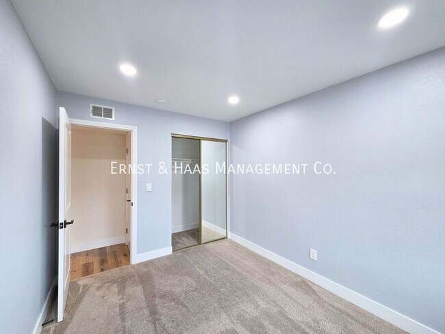 Building Photo - 16850 Sierra Vista Way