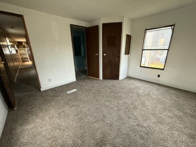 Building Photo - 110 Herman Ln