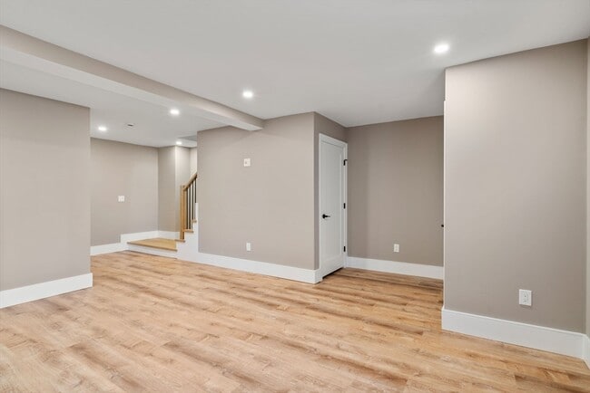 Building Photo - 110 Fayette St