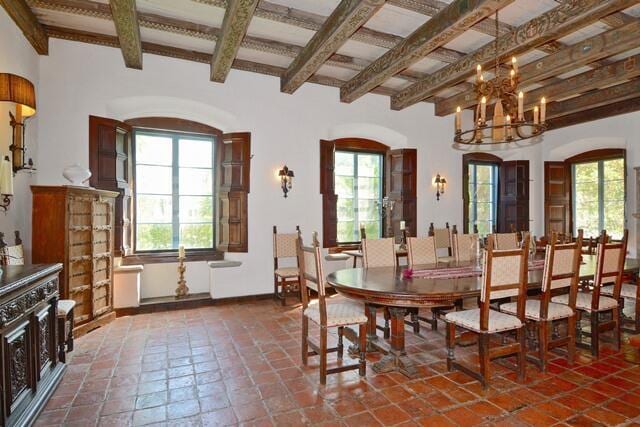 Building Photo - 80 Middle Rd