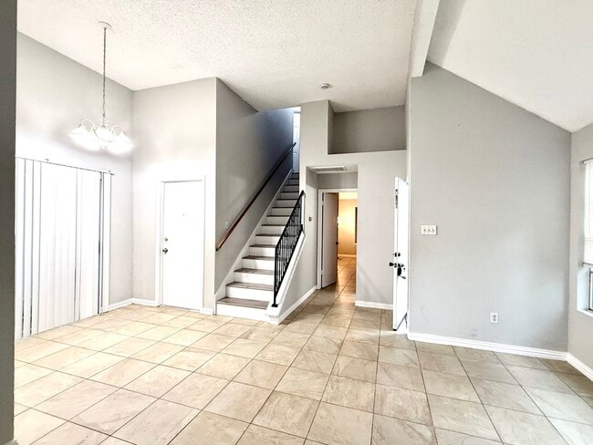 Building Photo - 18586 N Lyford Dr