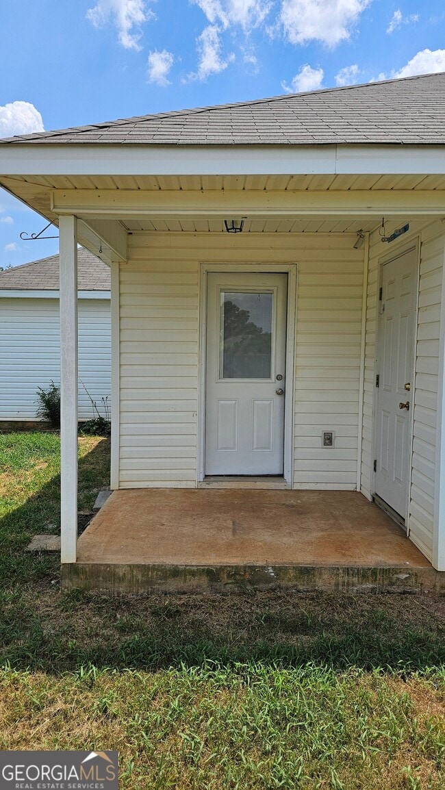 Building Photo - 210 Kentshire Ln