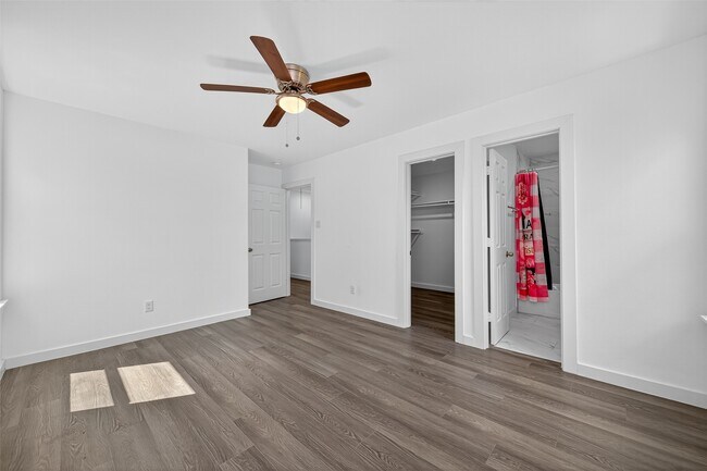 Building Photo - 9405 Madera Rd