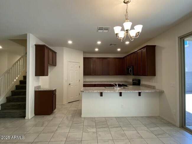Building Photo - 6843 E Peralta Cir