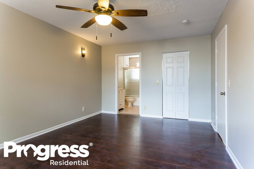 Building Photo - 6701 Fern St