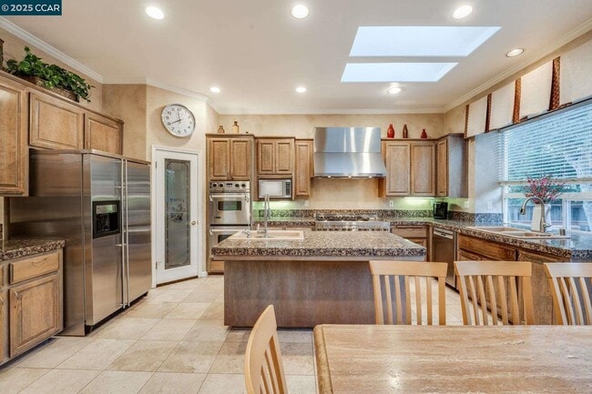 Building Photo - 1105 Peacock Creek Dr