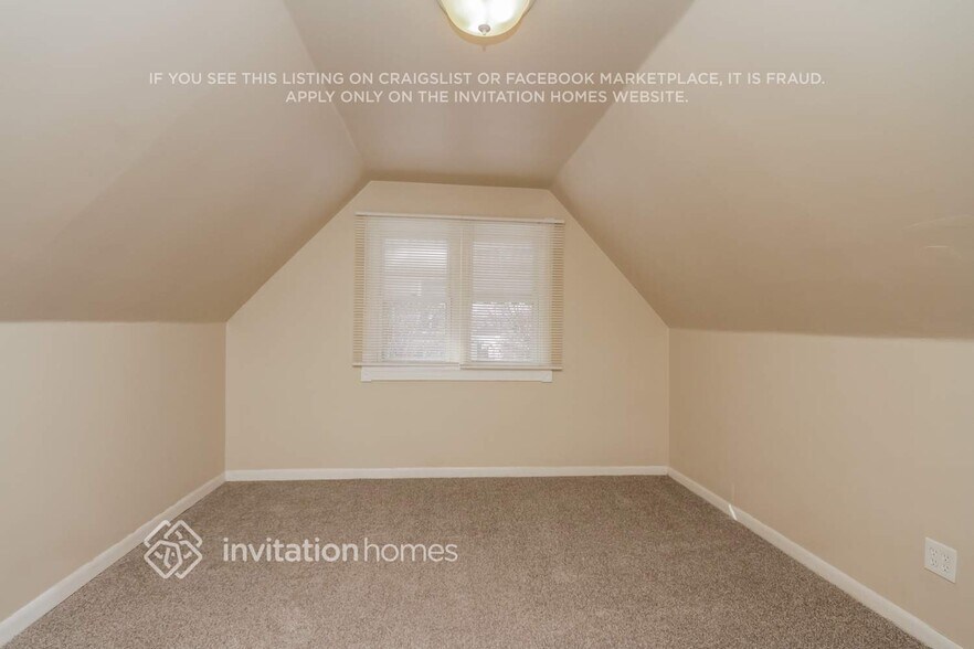 Building Photo - 6209 S Meade Ave