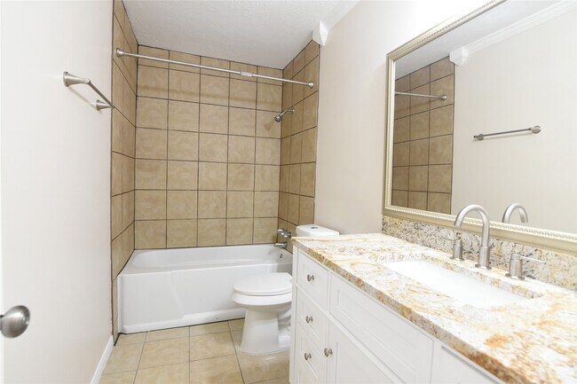 Building Photo - 13710 Ella Lee Ln