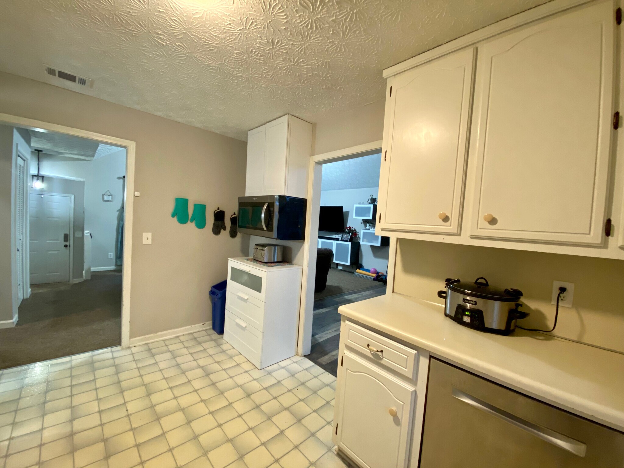 Building Photo - 1095 Mountain Springs Dr NW