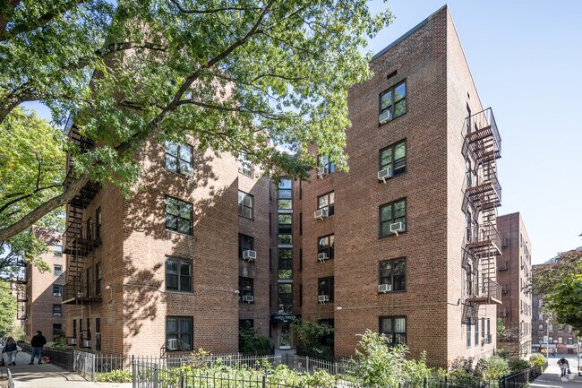 Building Photo - Fort Tryon Gardens