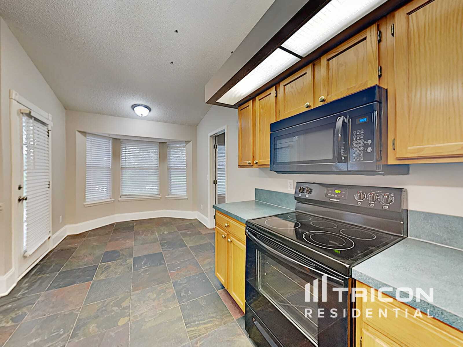 Building Photo - 477 Federal Hill Rd