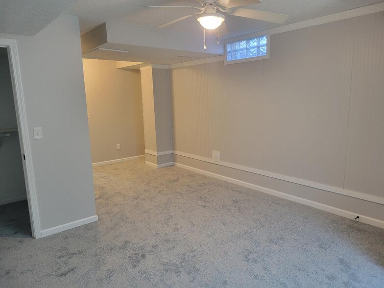 Building Photo - 4130 Chelten Ave