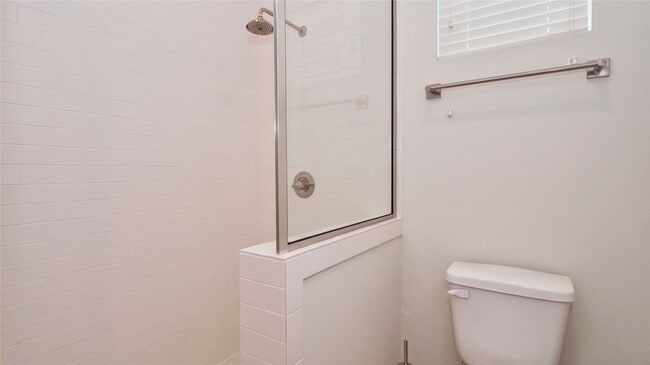 Building Photo - 2720 Grand Fountains Dr