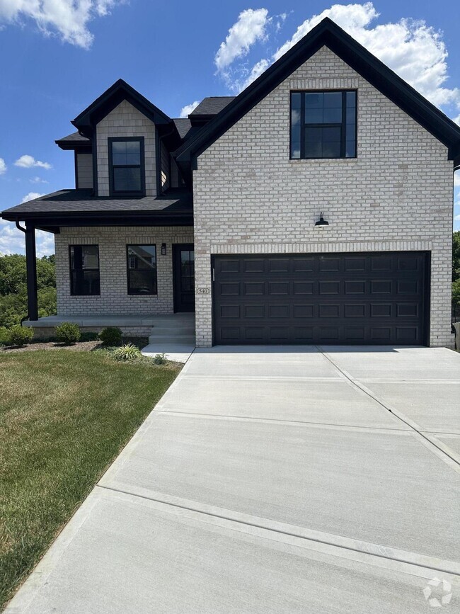 Building Photo - 540 Ryan Dr