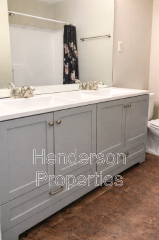 Building Photo - 1722 Hunters Trail