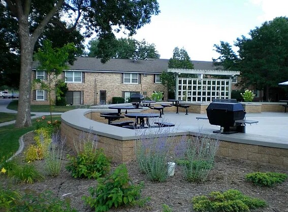 Building Photo - 926 Westbrooke Way