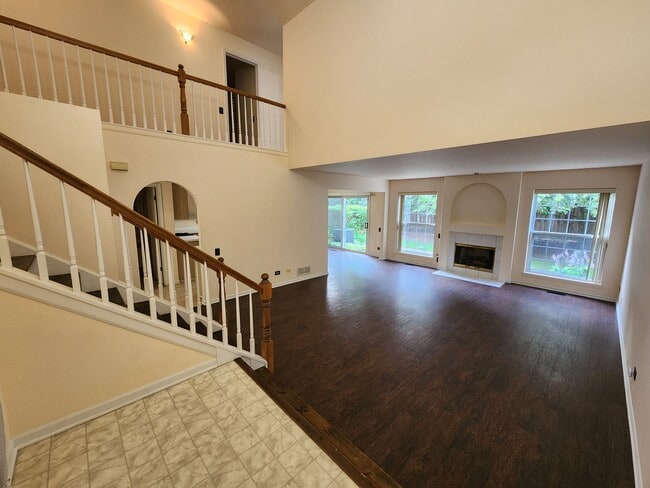 Building Photo - 4780 Amber Cir