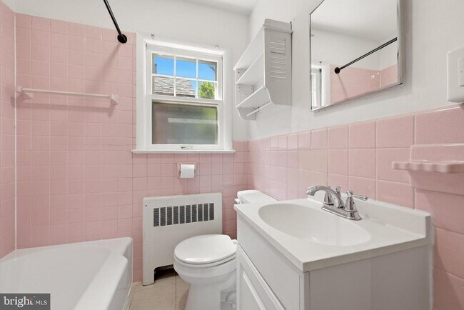 Building Photo - 31 E Germain St