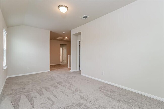 Building Photo - 412 Osier Pass