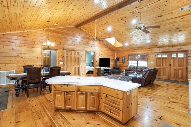 Building Photo - 1700 Co Rd 270