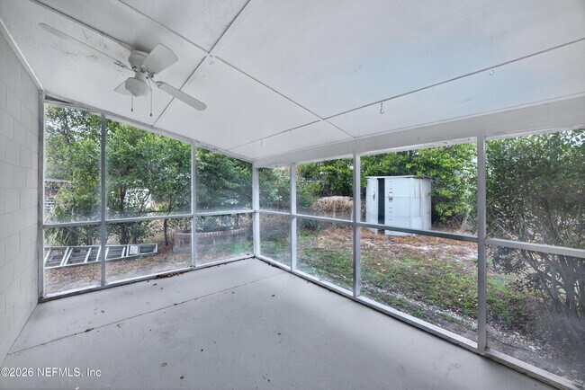 Building Photo - 8015 Jaguar Dr