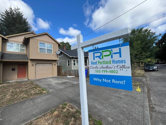 Building Photo - 3-Bedroom, 2-Bath, 1454sq ft Home!