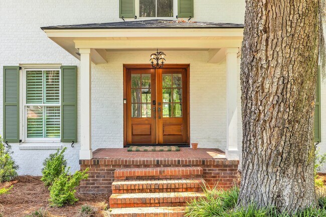 Building Photo - Gorgeous Waterfront Home on Isle of Hope
