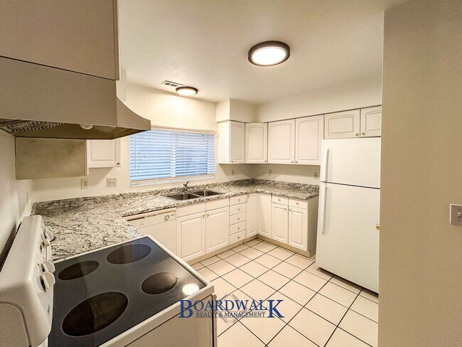 Building Photo - 3140 S 3200 W