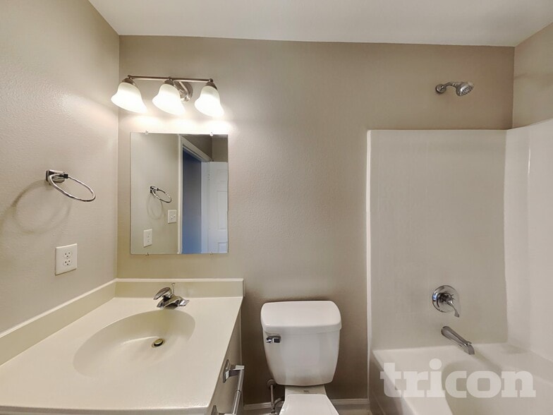 Building Photo - 13119 Young Fawn Ct