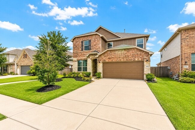 Building Photo - 5047 Royal Amber Ln