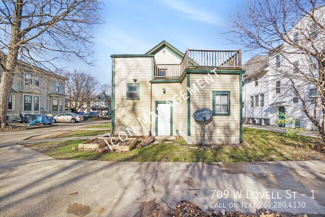 Building Photo - 709 W Lovell St