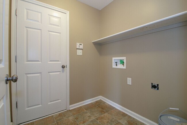 Building Photo - 284 Ballygar Ct