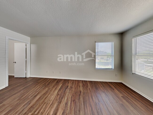 Building Photo - 4507 Waldon Pond