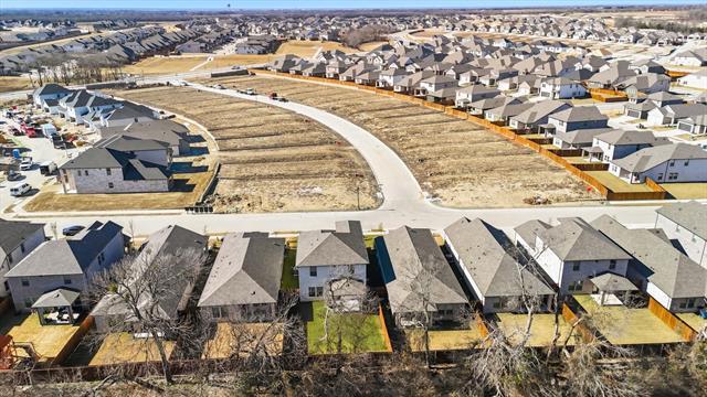 Building Photo - 5611 Chasewood Dr