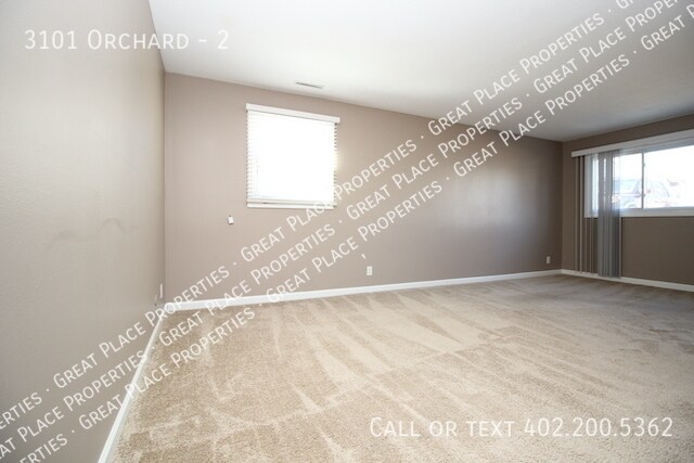 Building Photo - 3101 Orchard-2