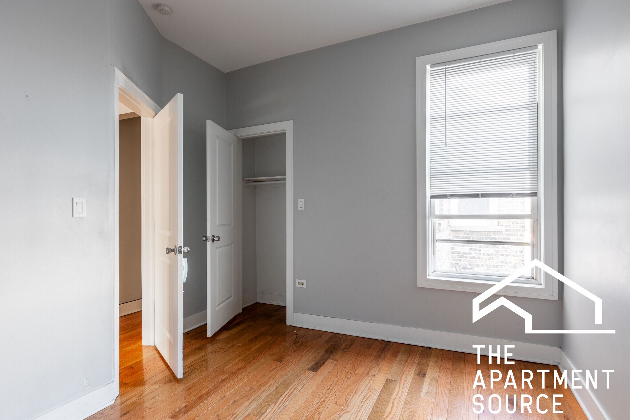 Building Photo - 4736 W Armitage Ave